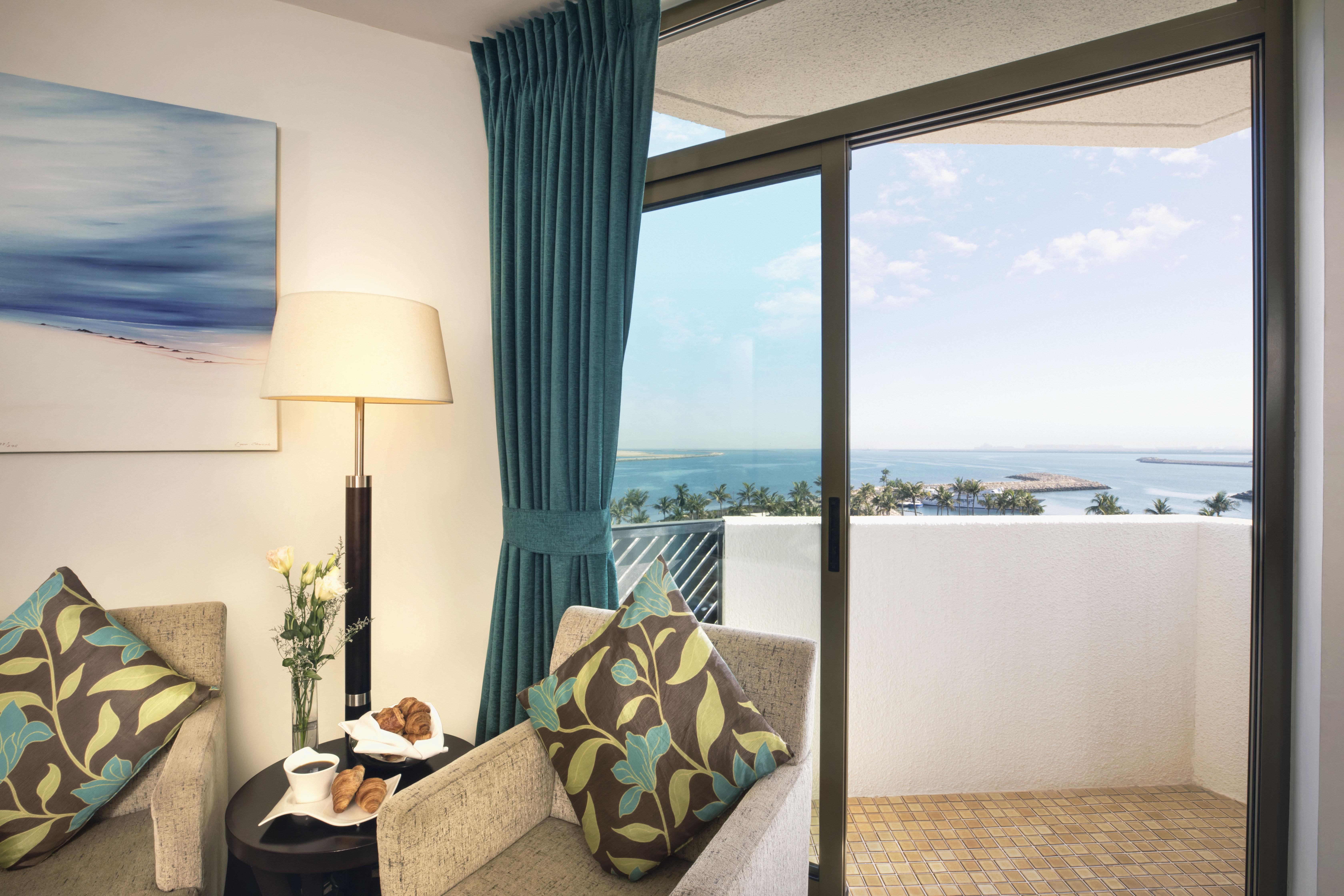 منتجع جيه ايه - فندق جيه ايه بيتش دبي المظهر الخارجي الصورة A room at the hotel