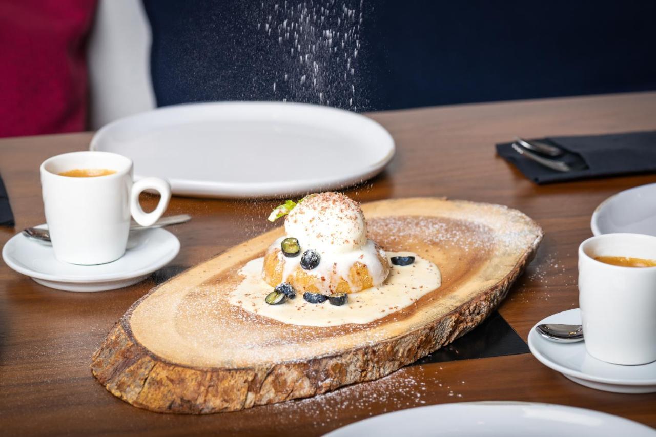 منتجع جيه ايه - فندق جيه ايه بيتش دبي المظهر الخارجي الصورة A dessert at the restaurant